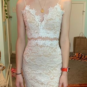 White lace dress